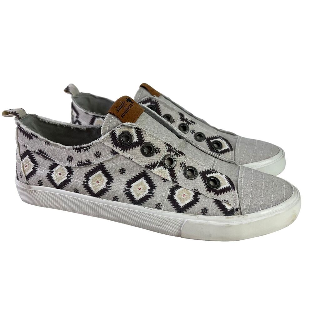 Simply Southern Collection Gray Aztec Print Canvas Casual Sneakers Shoes sz 7
